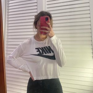 Nike Cropped Longsleeve Top